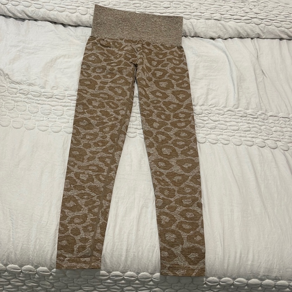 NVGTN Mocha Leopard Seamless Leggings